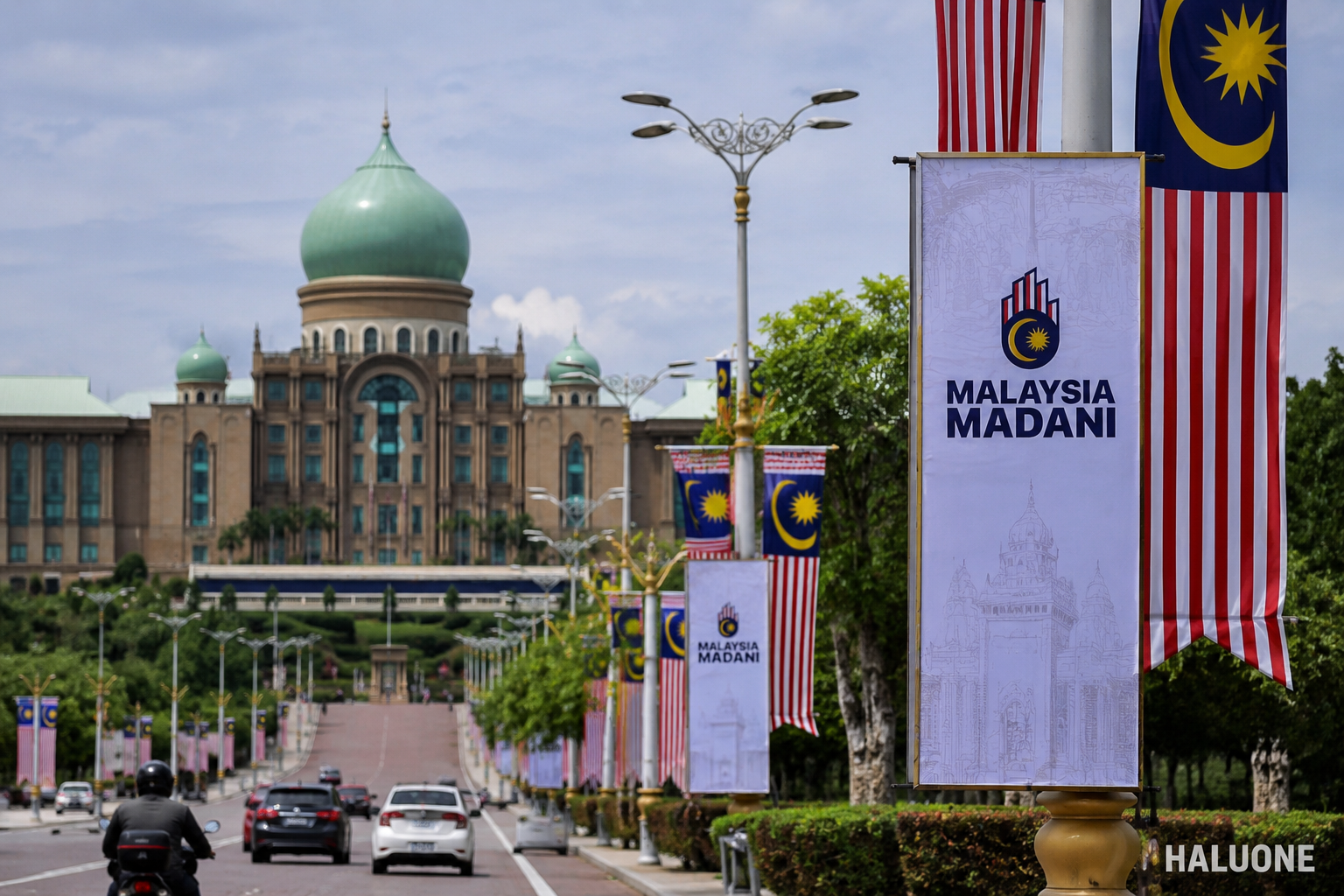 Perdana-Menteri-Malaysia-2
